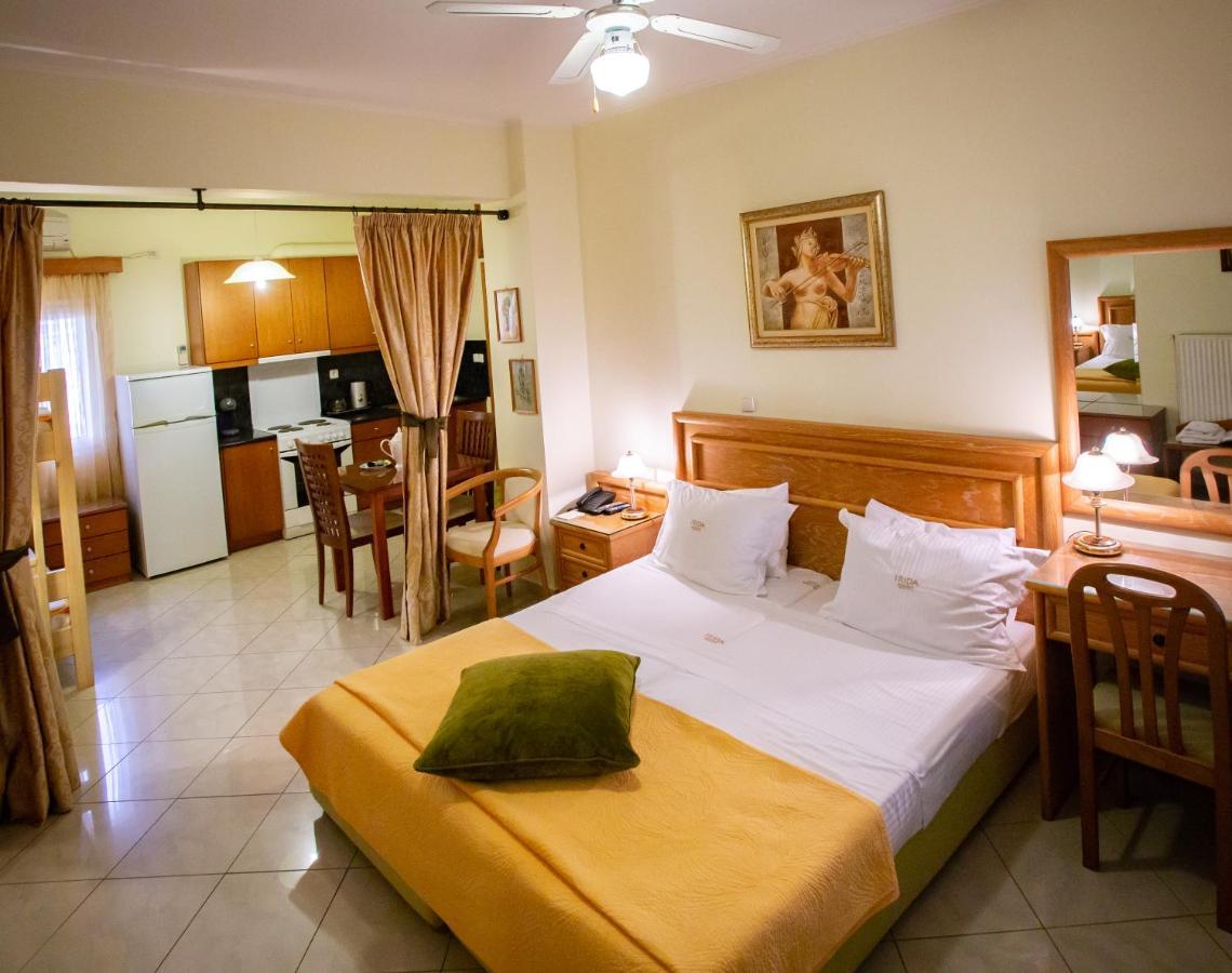 Irida Beach Resort Suites Kyparissia Zewnętrze zdjęcie