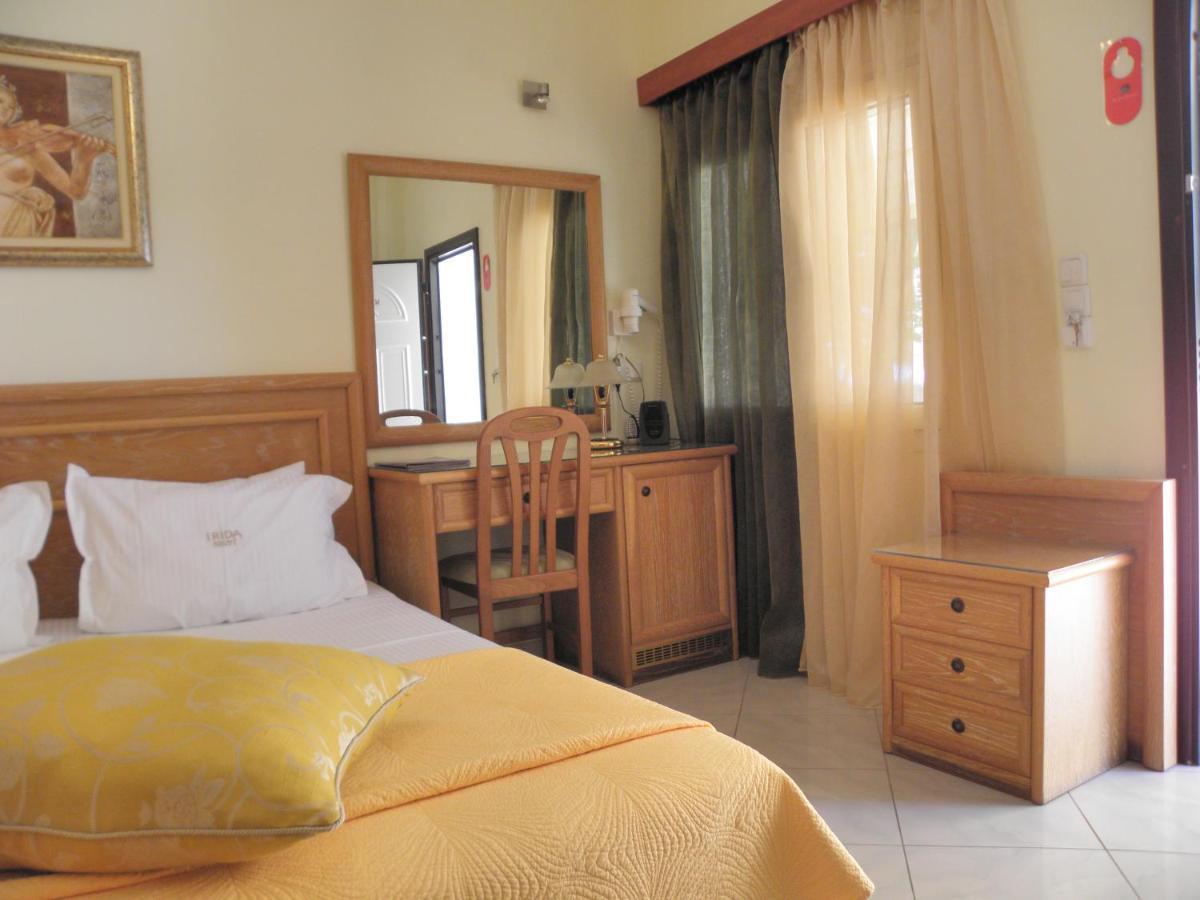 Irida Beach Resort Suites Kyparissia Zewnętrze zdjęcie