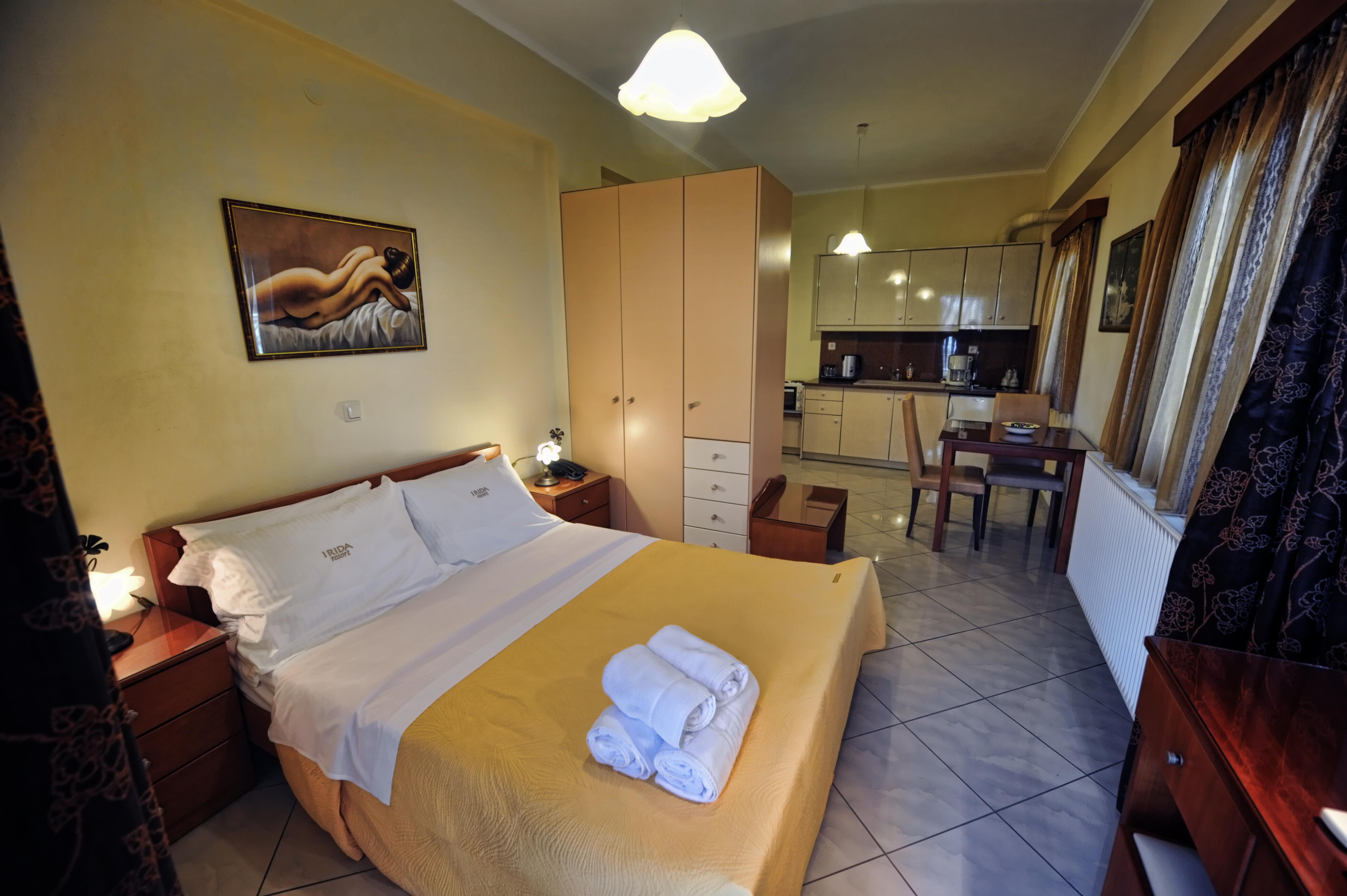 Irida Beach Resort Suites Kyparissia Zewnętrze zdjęcie