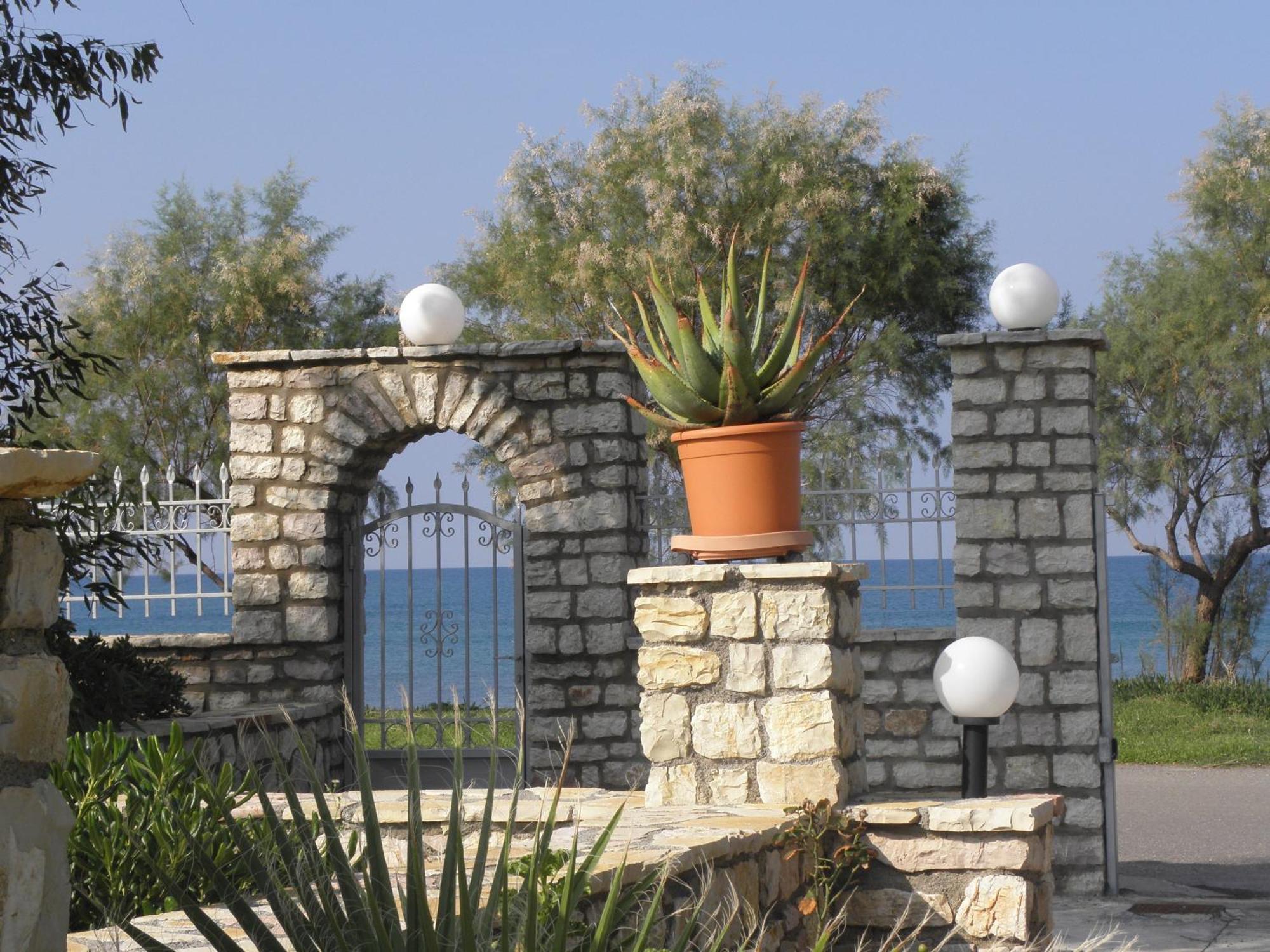 Irida Beach Resort Suites Kyparissia Zewnętrze zdjęcie