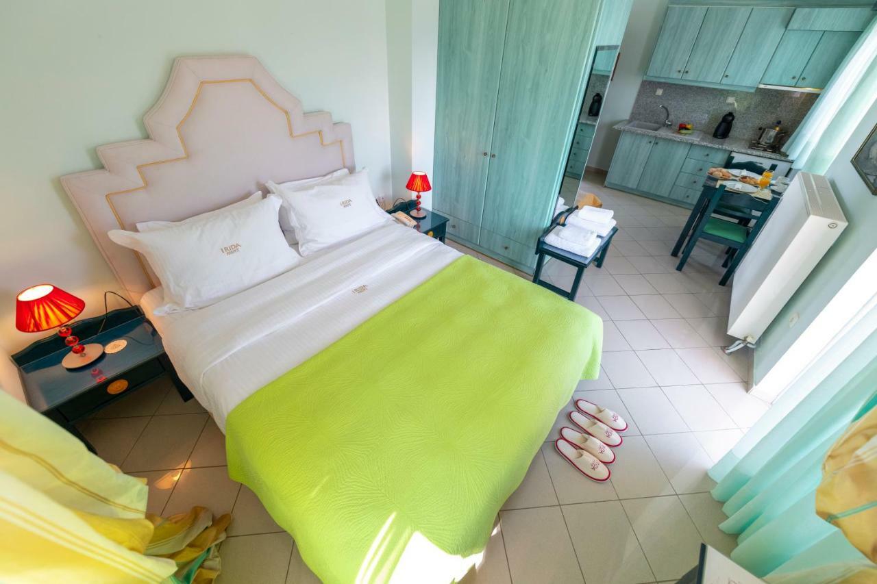 Irida Beach Resort Suites Kyparissia Zewnętrze zdjęcie